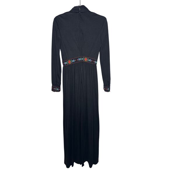 1970s Domino Fashions Black Maxi Dress with Folk Embroidered Trim USA made small - Picture 4 of 14
